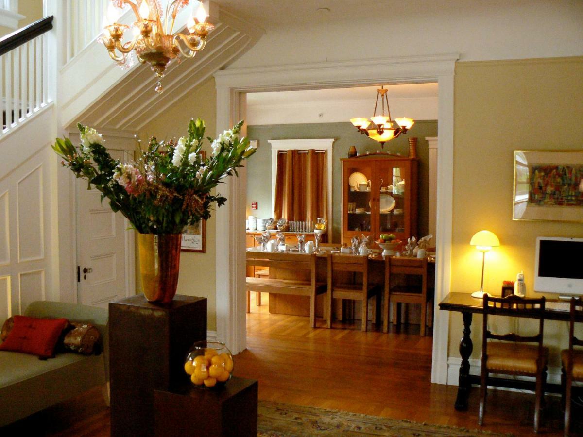 The Inn On First Napa Exterior photo